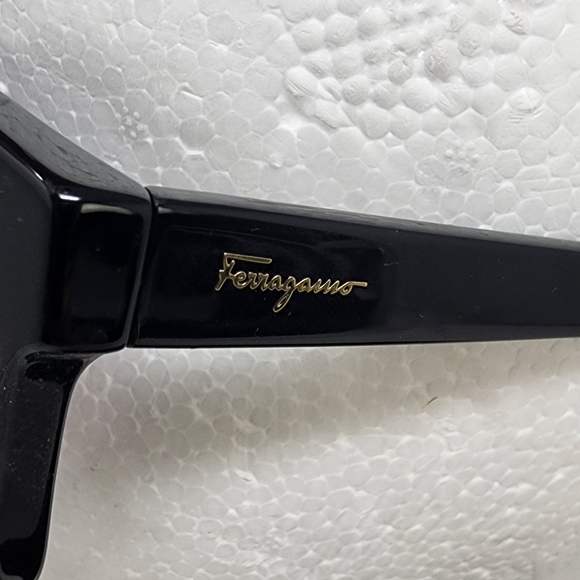 Salvatore Ferragamo Black Oversized Cat Eye Sunglasses Made In Italy Designer - Picture 3 of 12